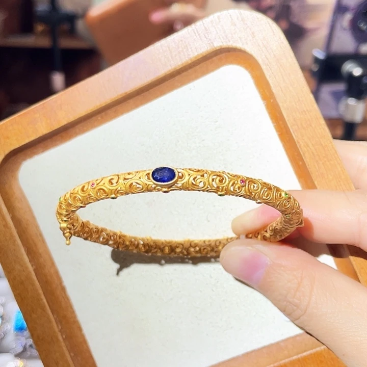 蓝宝石手镯银S925镶嵌古法镀金