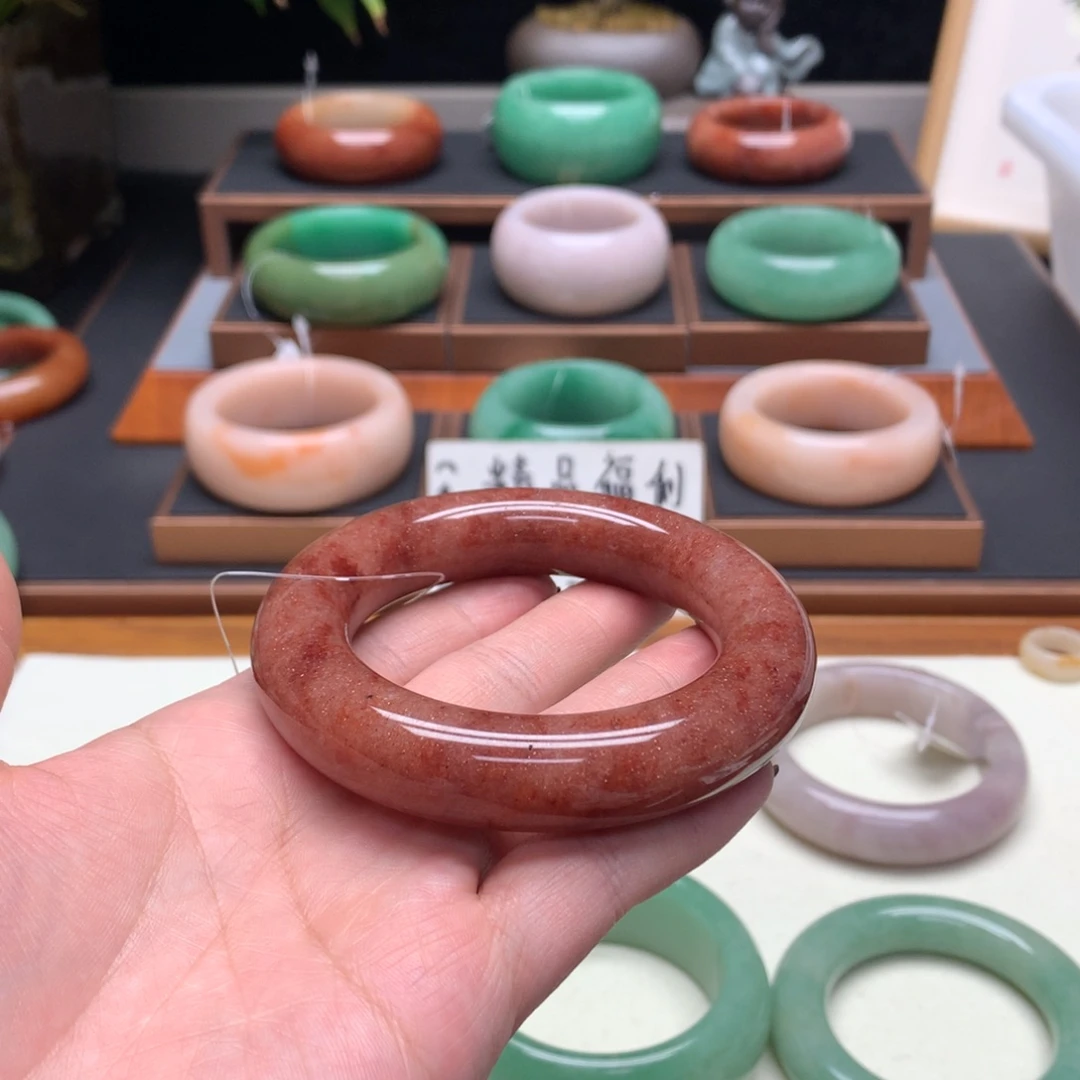 爱***虎石英质玉（非洲翠）未镶嵌舍