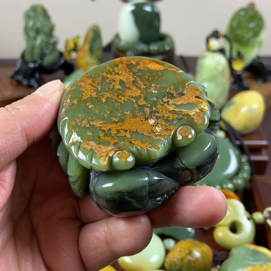 岫岩河磨玉（透闪石质玉）未镶嵌珠宝奇石