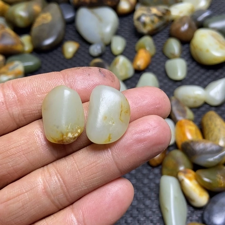 老***头和田玉（糖玉）未镶嵌颈饰