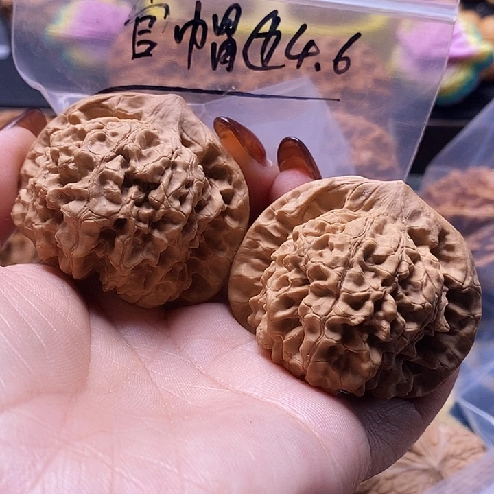 文玩核桃吊坠官帽