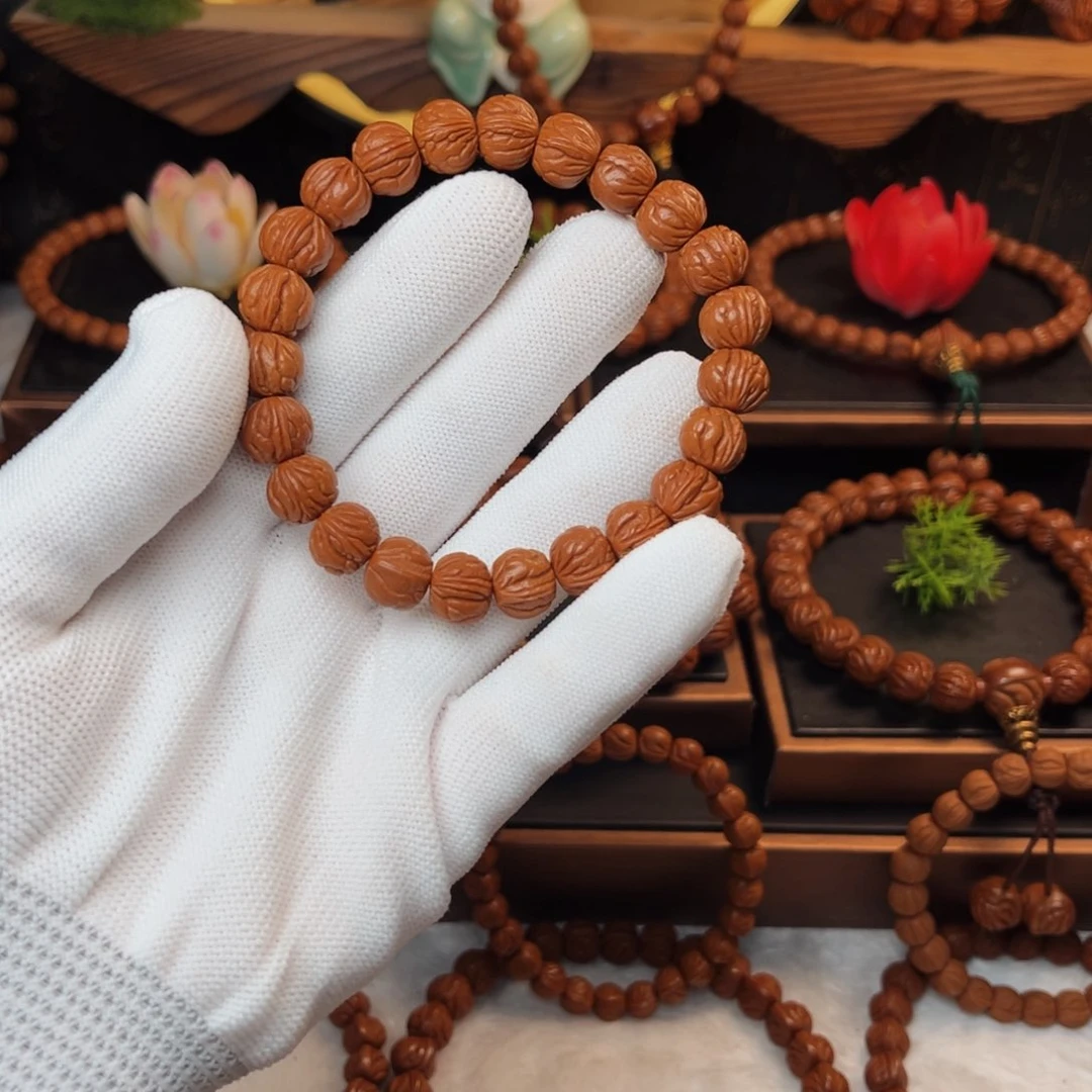 吊坠桃核?****?11玉龙脊手串