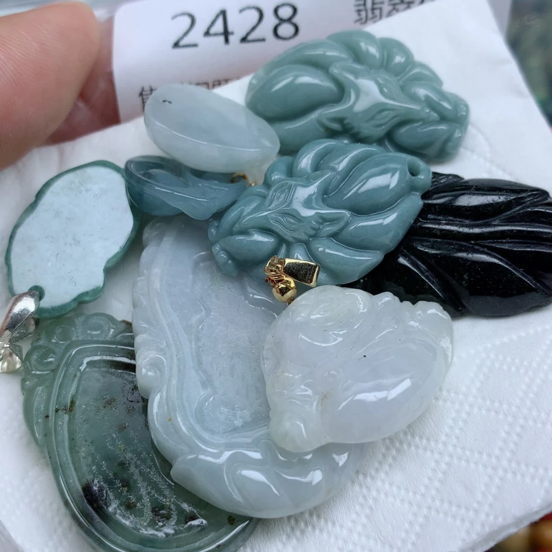颈饰未镶嵌翡翠翡翠