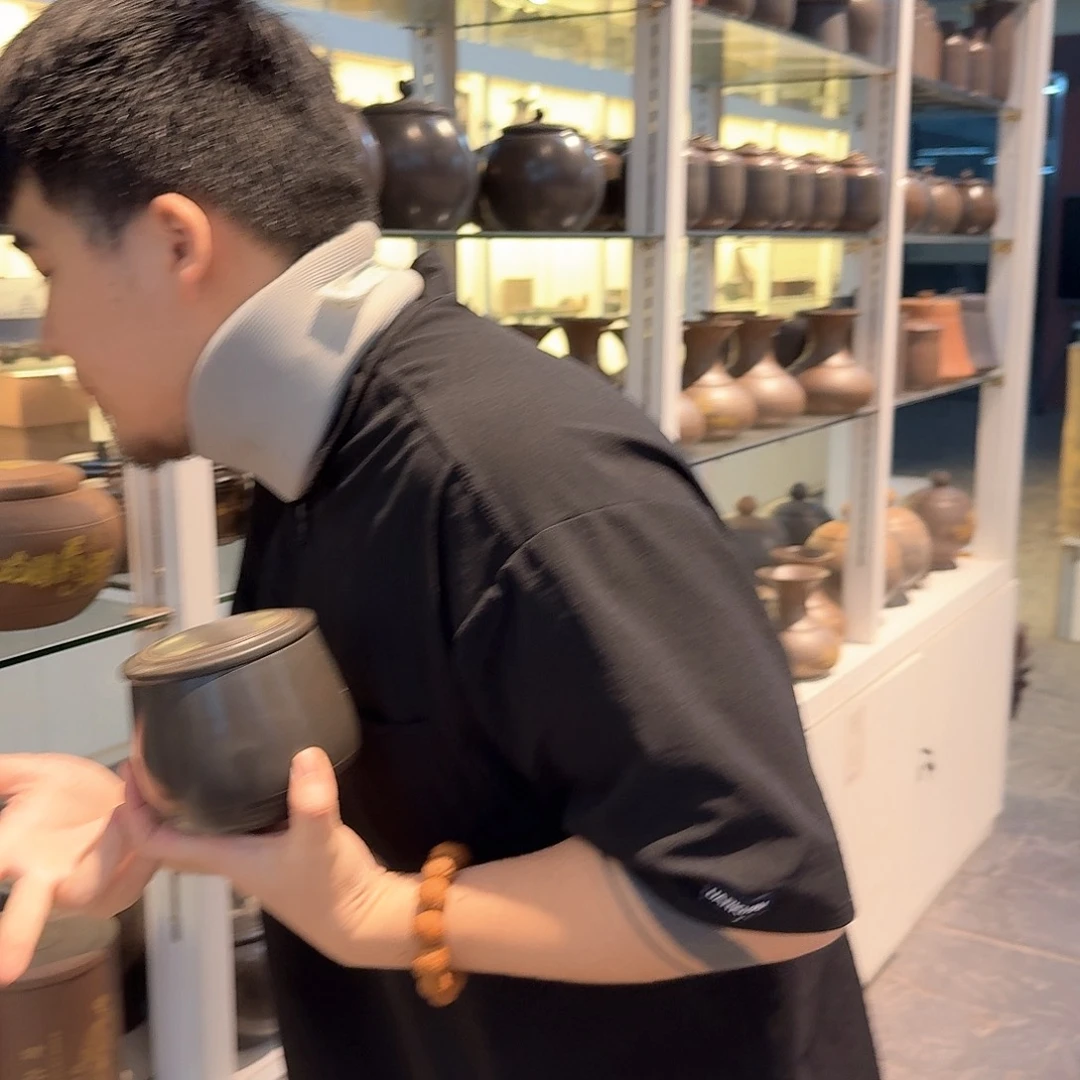 钦州坭兴陶原矿泥茶叶罐半斤