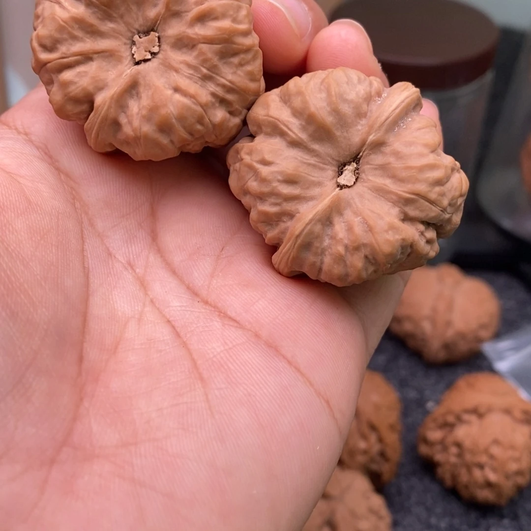 文玩核桃把件36蛤蟆头52