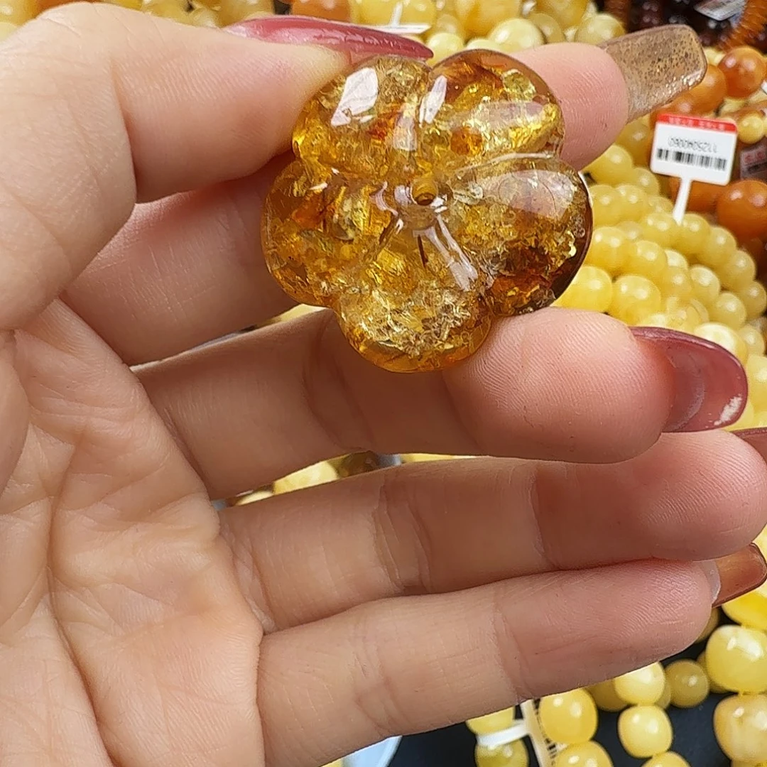 琥珀未镶嵌珠宝奇石