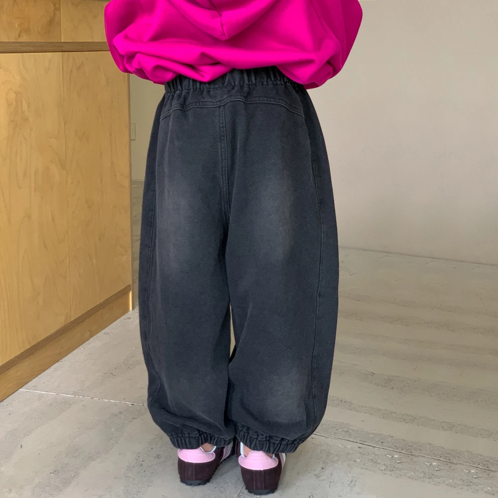 宝宝牛仔裤2025春装新款女童复古做旧裤子柔软宽松休闲洋气直筒裤