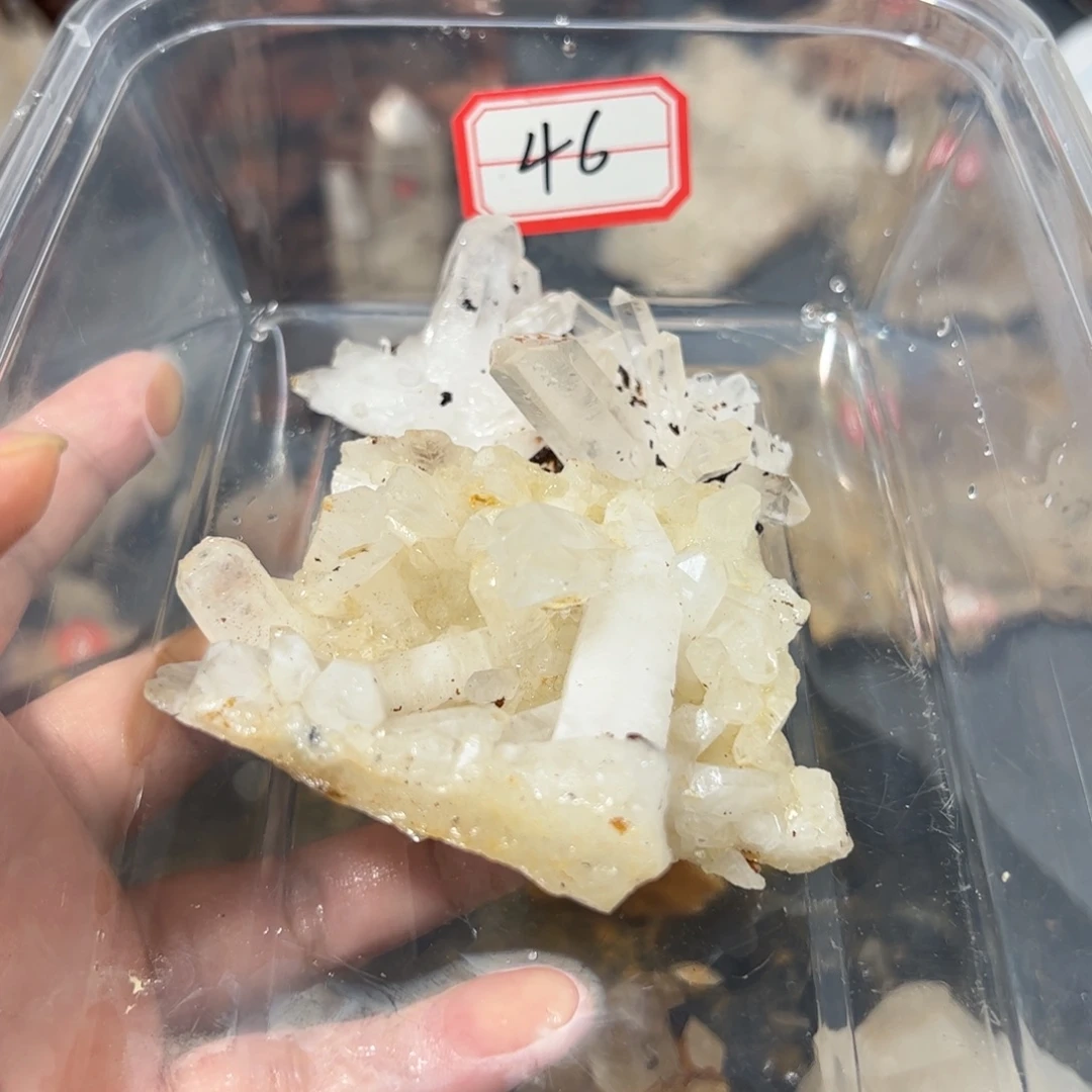 H***M水晶未镶嵌珠宝半成品