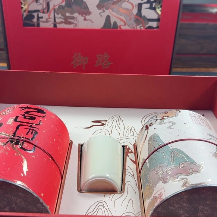 和田玉手镯未镶嵌大*