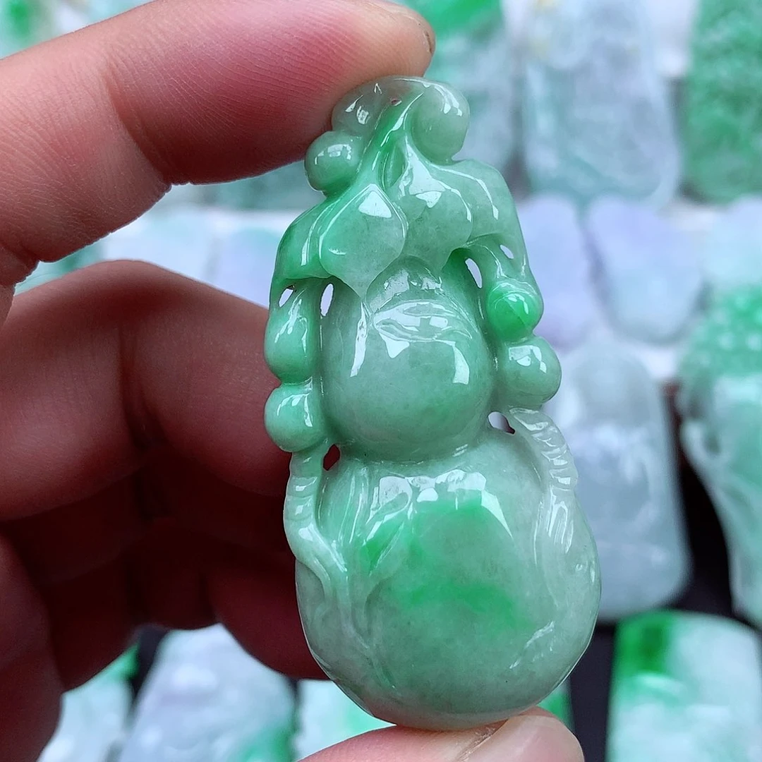 翡翠未镶嵌颈饰翡翠吊坠