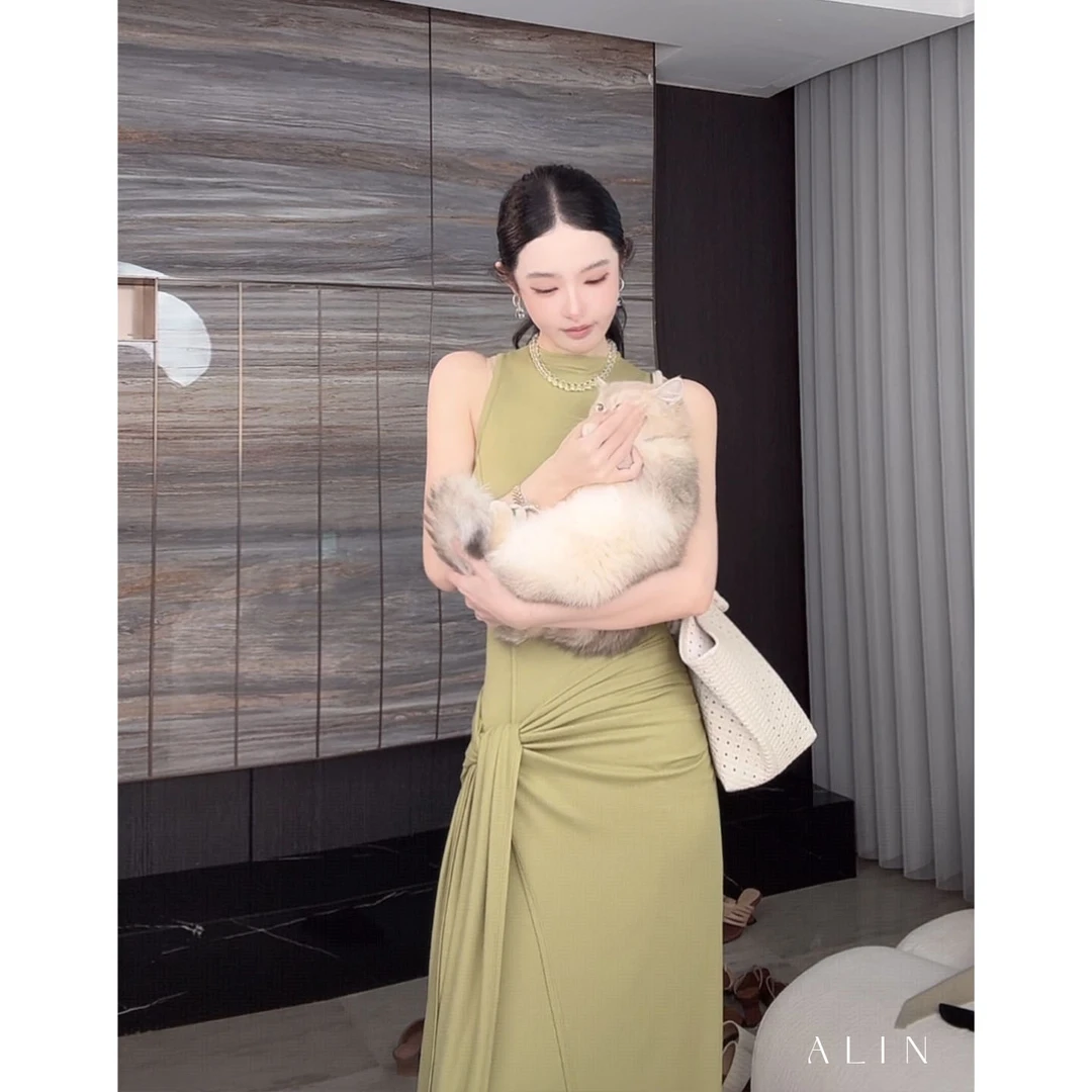 阿琳ALIN【束柔】褶皱绑带背心连衣裙修身假两件包臀长裙AL5FBL14