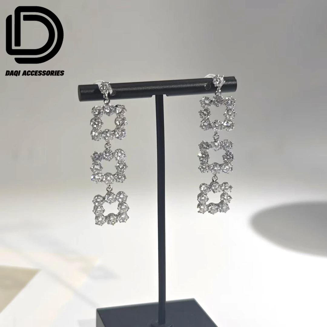 铜合金锆石耳饰 04786大淇原创小众独特方锆亮闪闪个性百搭耳钉