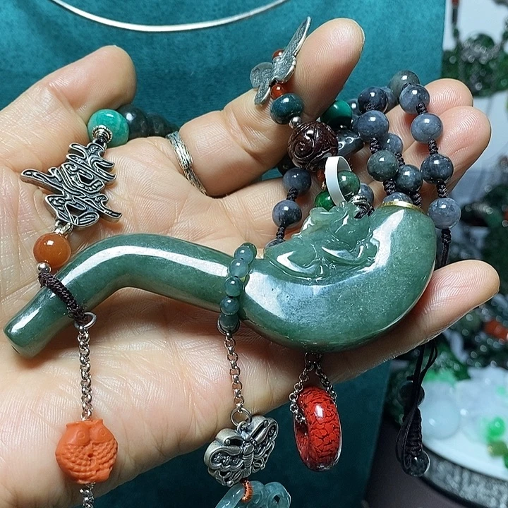 演***）翡翠未镶嵌吊坠(赠链)