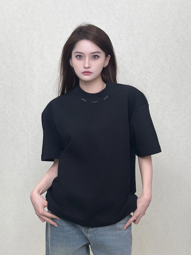 【嘴嘴】短袖高级感小众设计金属扣解构重磅美式潮牌痞帅