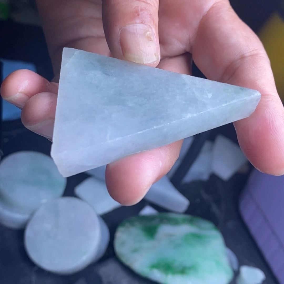 定制翡翠未镶嵌