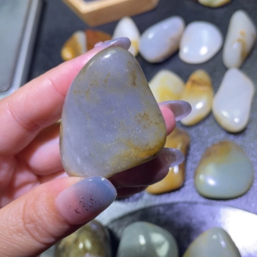 【闪购商品】颈饰未镶嵌和田玉