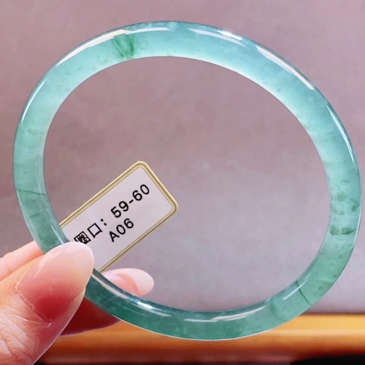 翡翠未镶嵌手镯翡翠手镯33