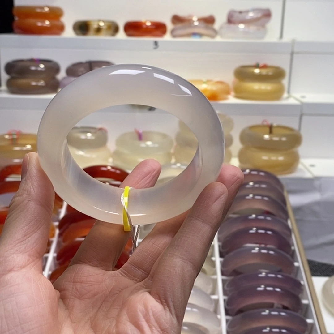 玛瑙/玉髓未镶嵌手镯