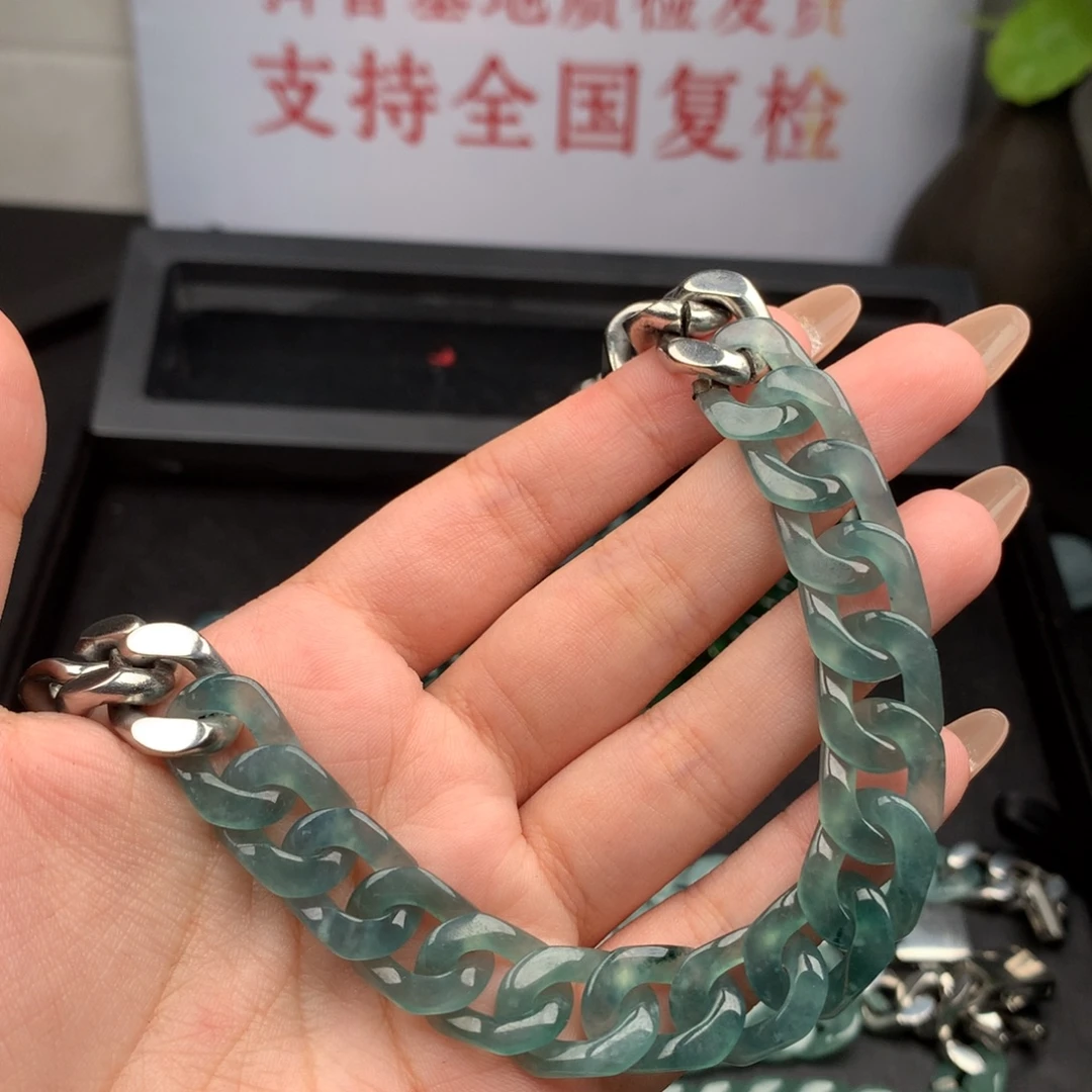 ****。翡翠未镶嵌手链000003