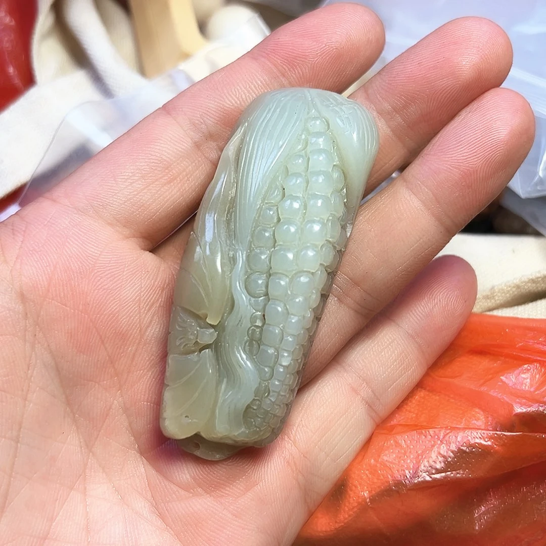 和田玉（糖玉）未镶嵌颈饰