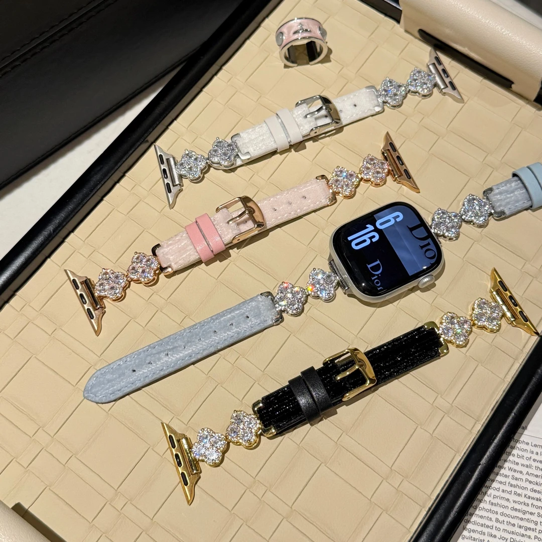 秋冬四叶草丝绒表带适用苹果手表s11 s10 s9 s8 s7 se表带女
