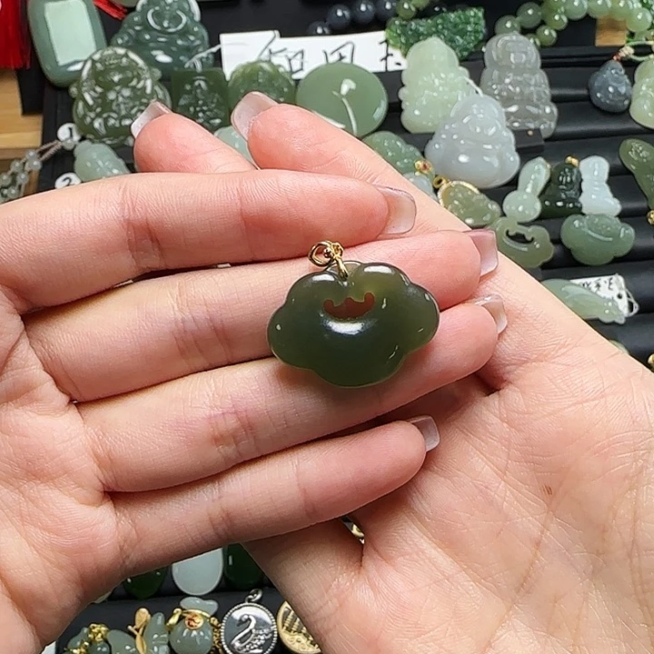 颈饰银S925镶嵌和田玉