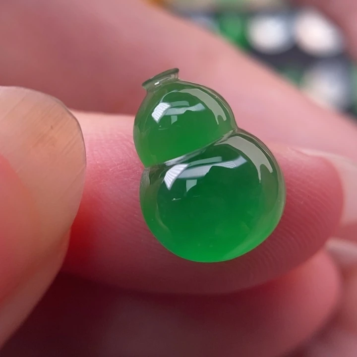 清***️定制翡翠未镶嵌翡翠