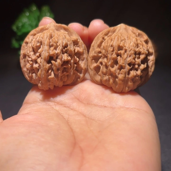 文玩核桃吊坠文玩核桃吊坠四座楼42