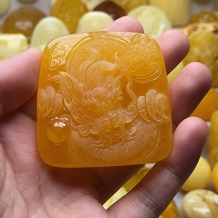 琥珀颈饰未镶嵌琥珀蜜蜡吊坠