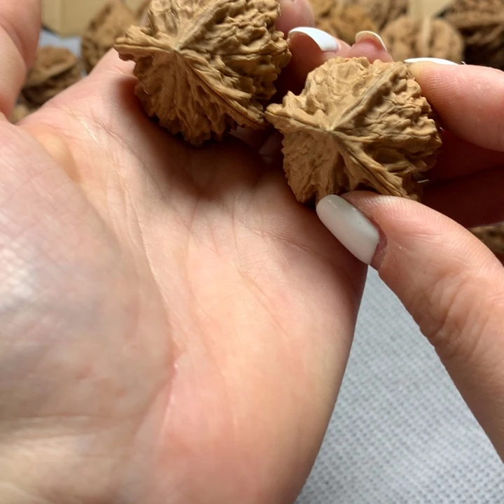 山***缘文玩核桃吊坠异形单只