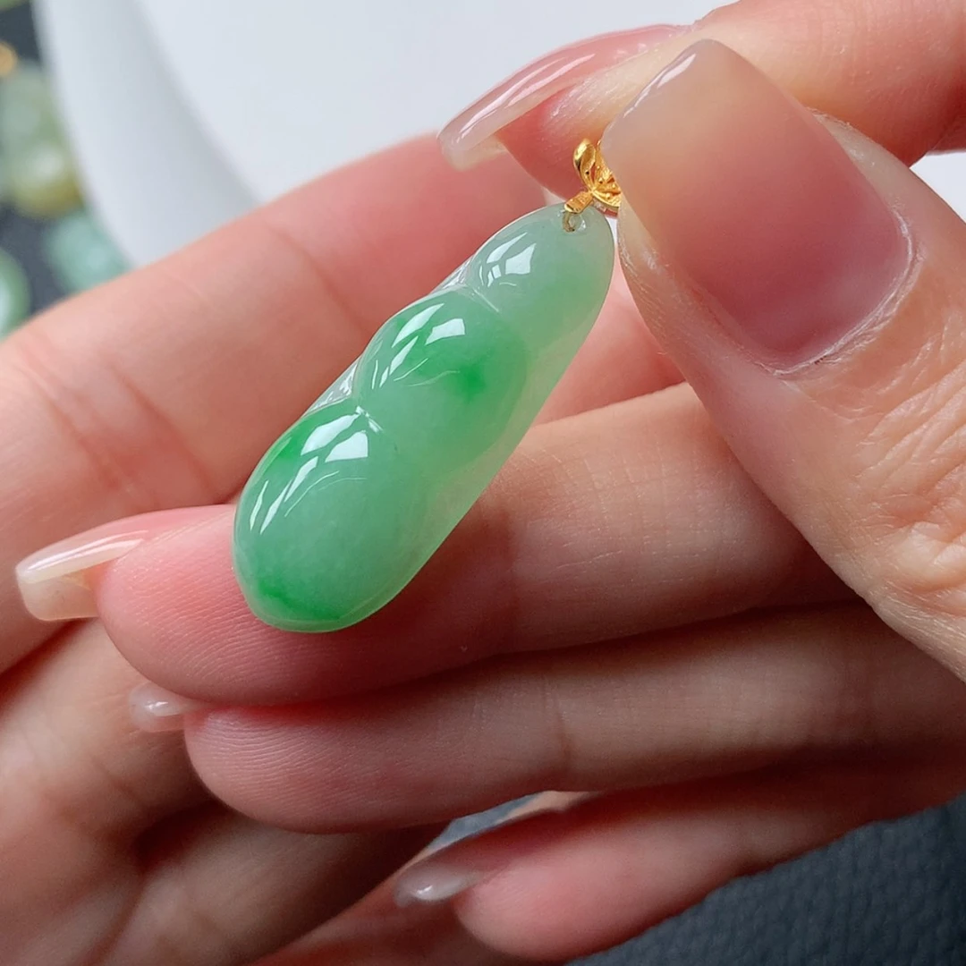 【闪购商品】翡翠18K金镶嵌吊坠(赠链)