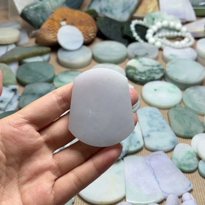 定制翡翠未镶嵌A货