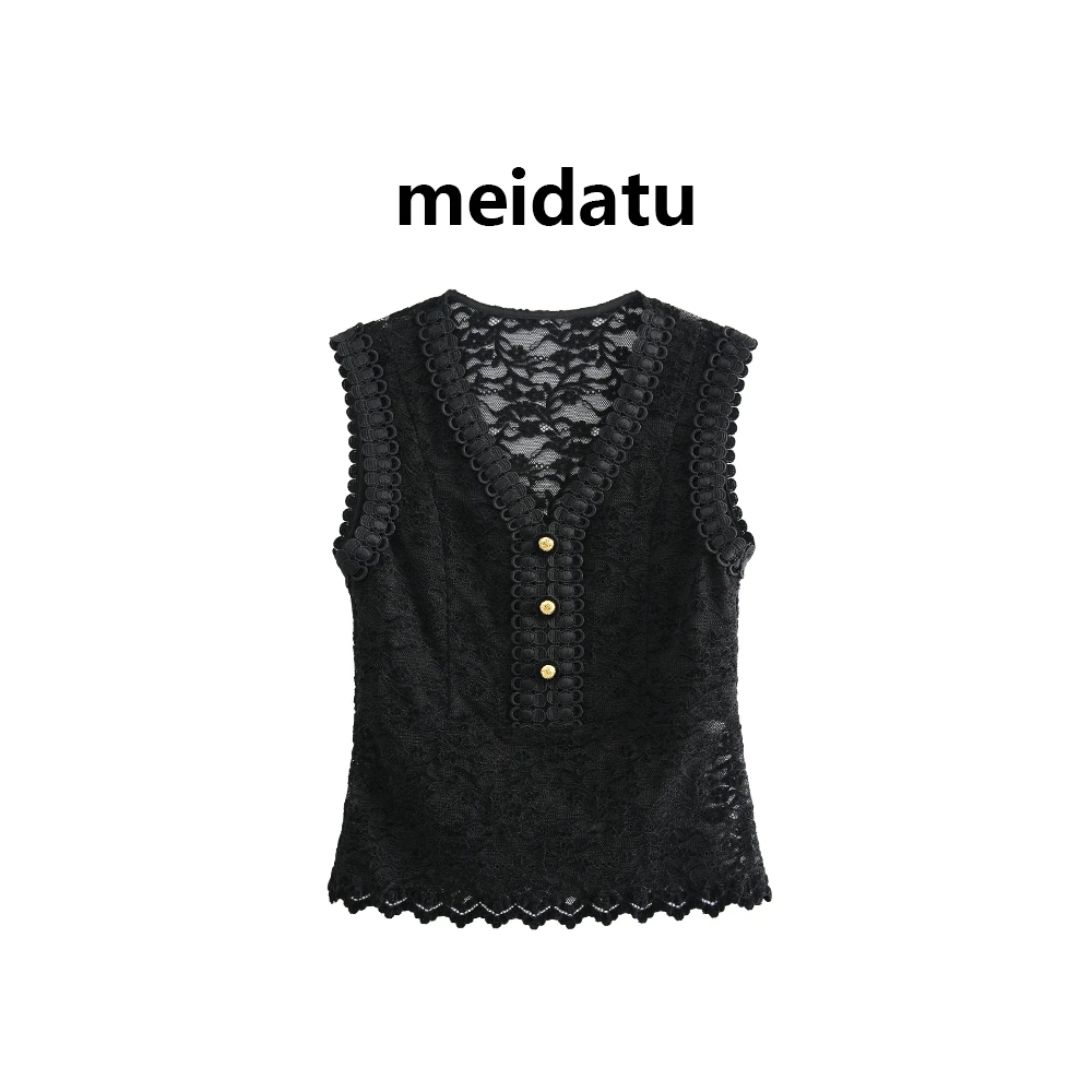 美哒兔（叠穿伴侣）花边v领拼接蕾丝无袖上衣（小个子版）BK2705-9