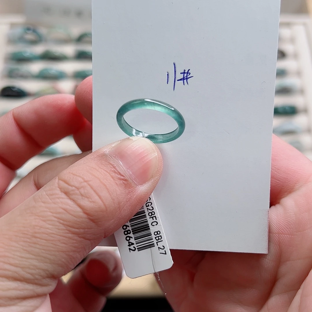 翡翠未镶嵌戒指翡翠