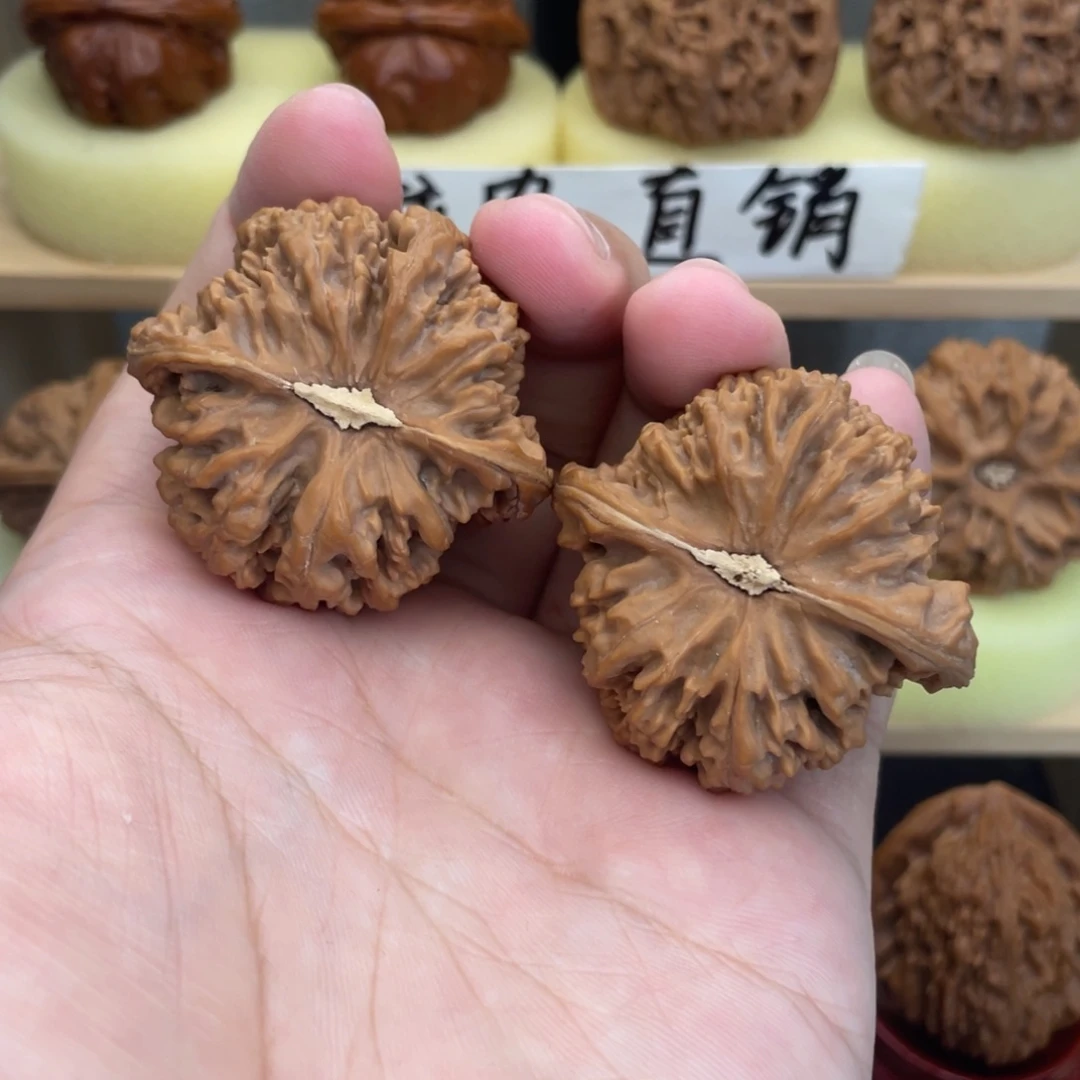 文玩核桃吊坠全品满天星43