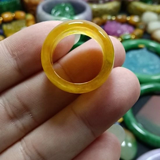 翡翠未镶嵌挂件翡翠