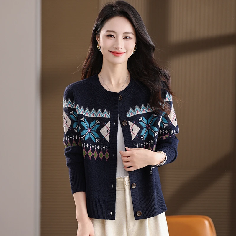 哥弟正品羊毛衫女开衫短款2025提花百搭时尚圆领毛针织时尚外套女