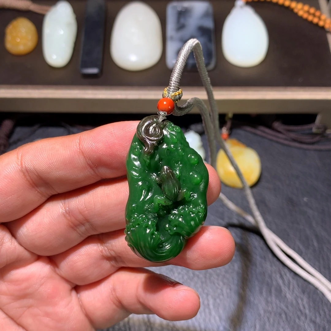 真***敌和田玉未镶嵌挂件