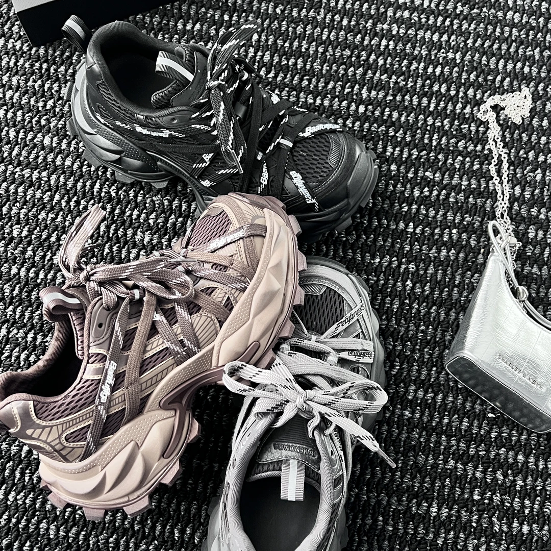 欧货潮款厚底真皮拼接绑带老爹鞋女2025秋新款时尚百搭休闲运动鞋