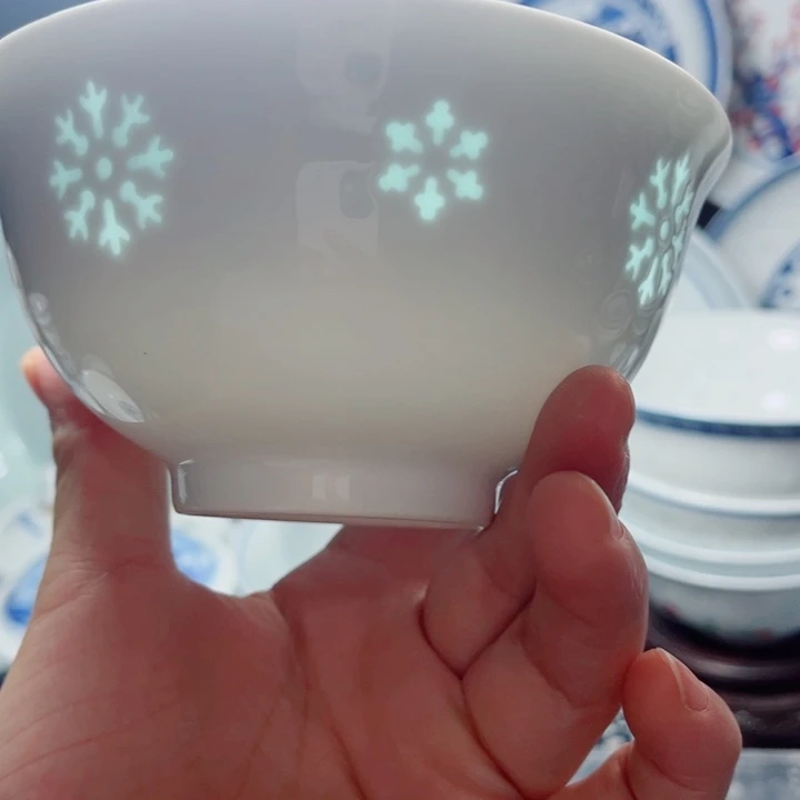 青花玲珑5寸饭碗雪花雕刻