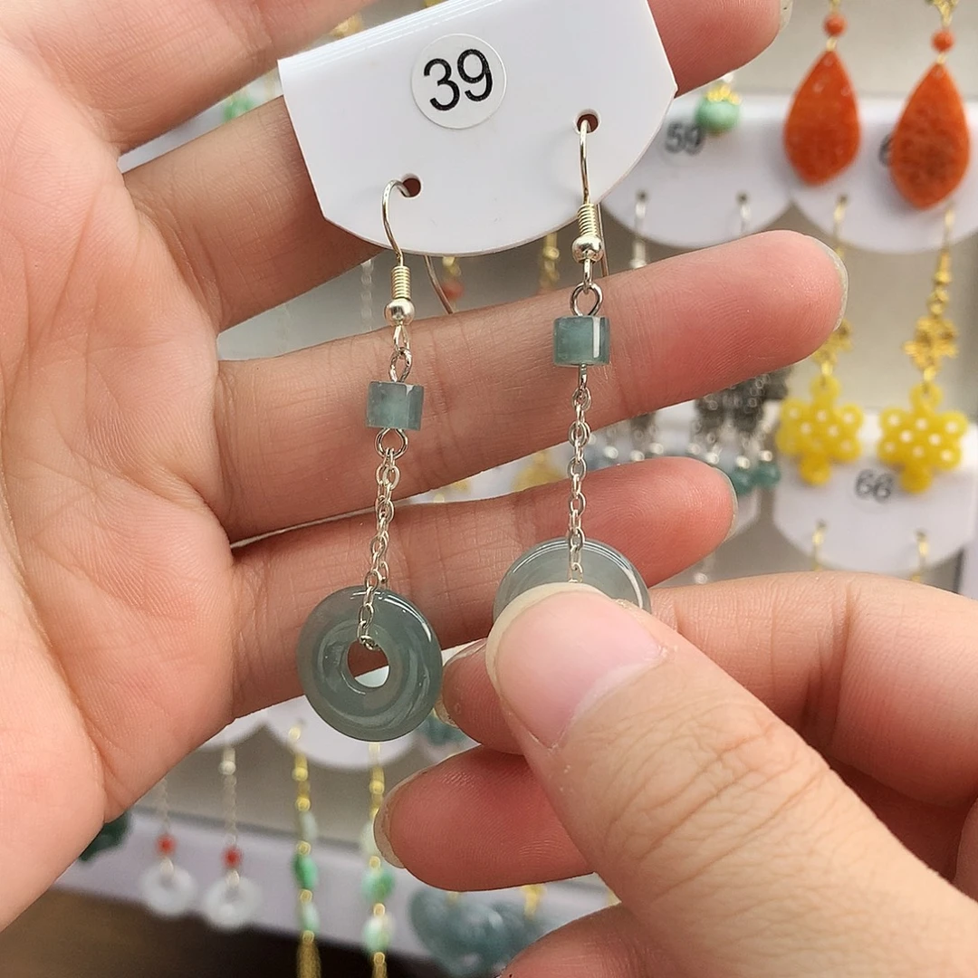 翡翠未镶嵌耳饰39