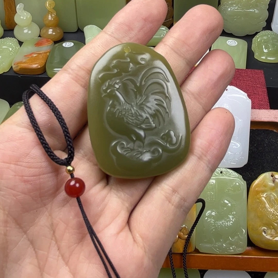 亮***点昆仑山料小款生肖鸡