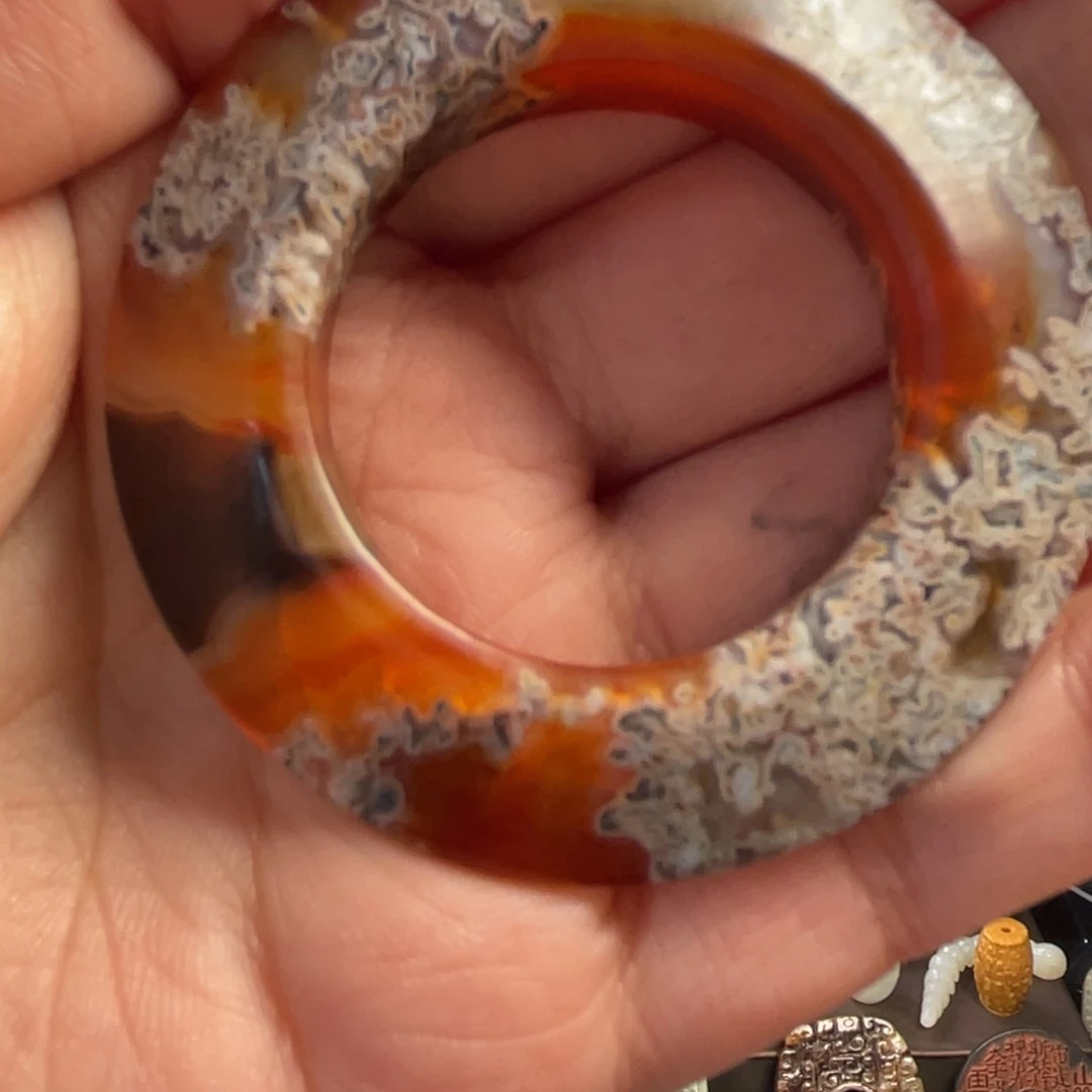 布***哥和田玉未镶嵌颈饰