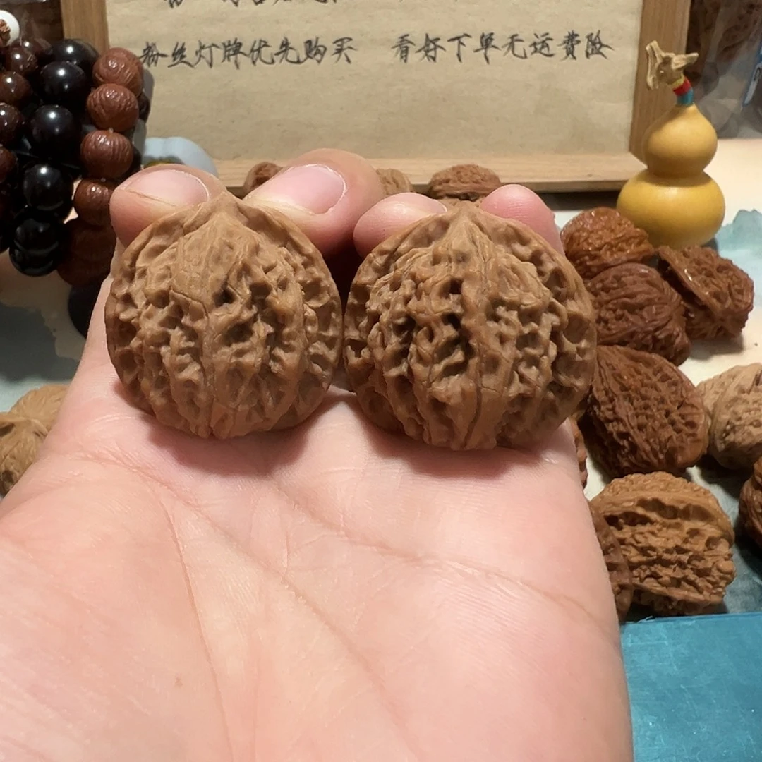 34号文玩核桃35尺蟠龙纹