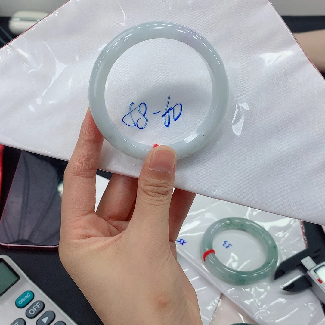 未镶嵌手镯翡翠买断