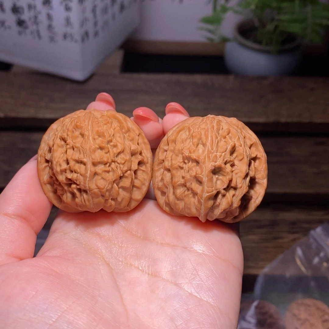 文玩核桃吊坠全品40+正磨血磨