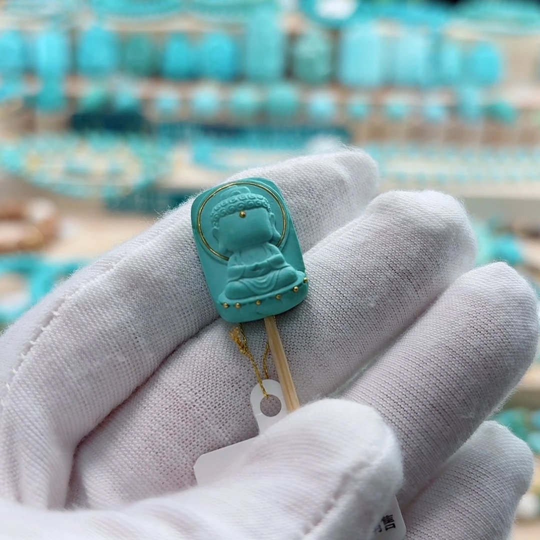 绿松石未镶嵌珠宝奇石