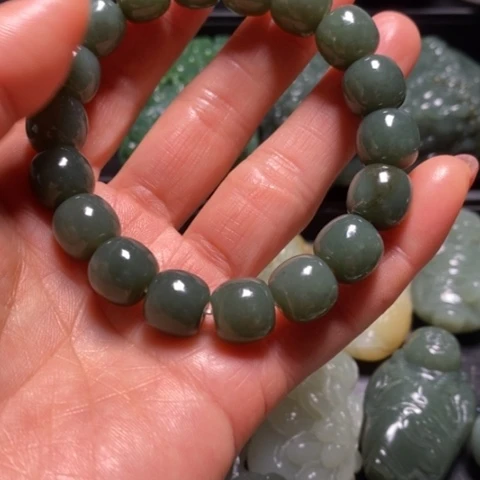 未镶嵌和田玉（糖玉）珠宝奇石