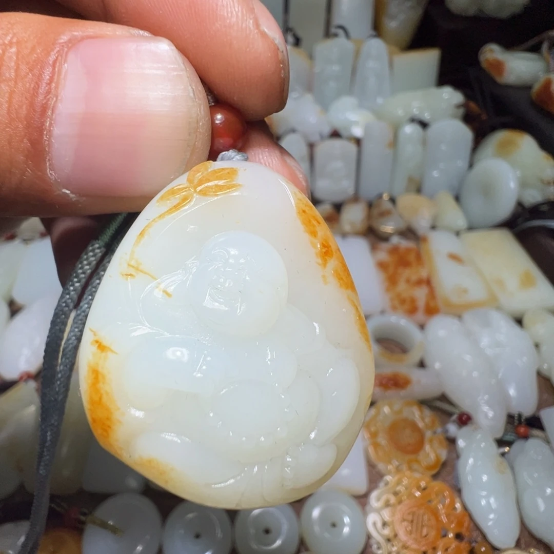 和田玉吊坠(不含链)未镶嵌滴**音