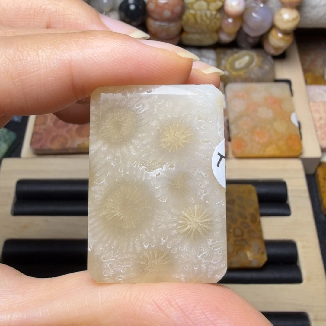 硅化玉未镶嵌爆闪，好香